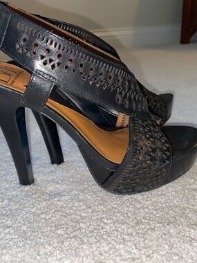 Diane Von Furstenberg Black Laser-Cut Platform Slingback Heels